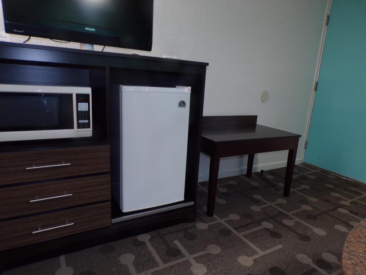 Dover Inn And Suites المظهر الخارجي الصورة